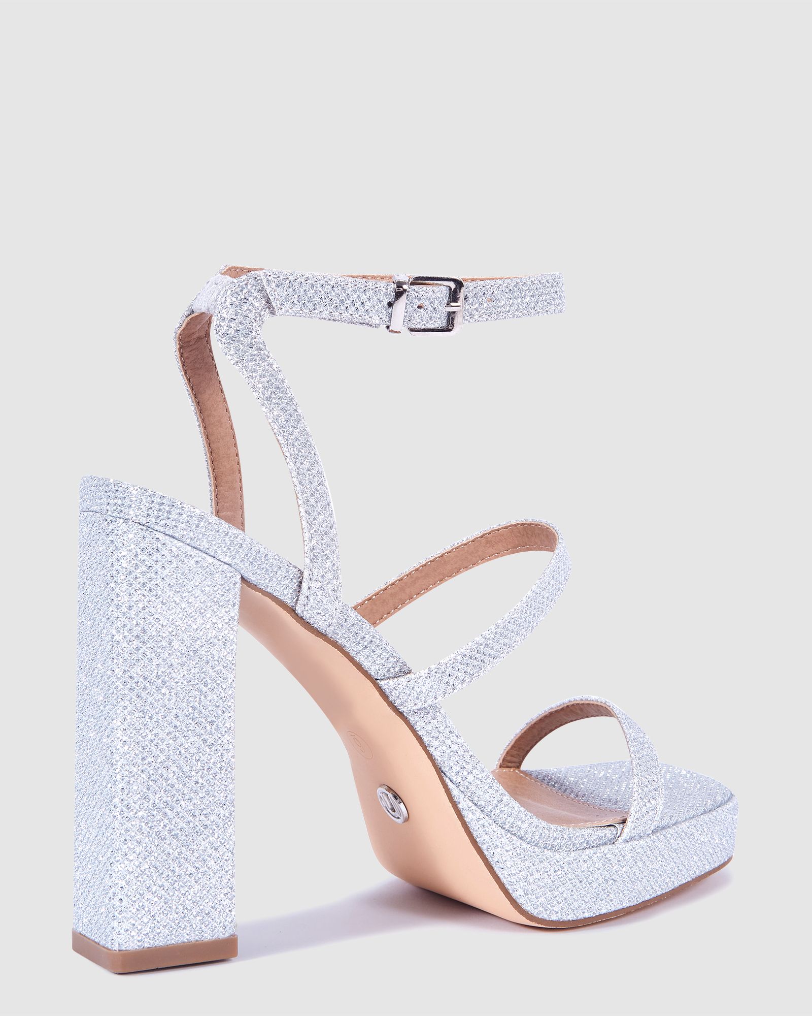 novo silver heels