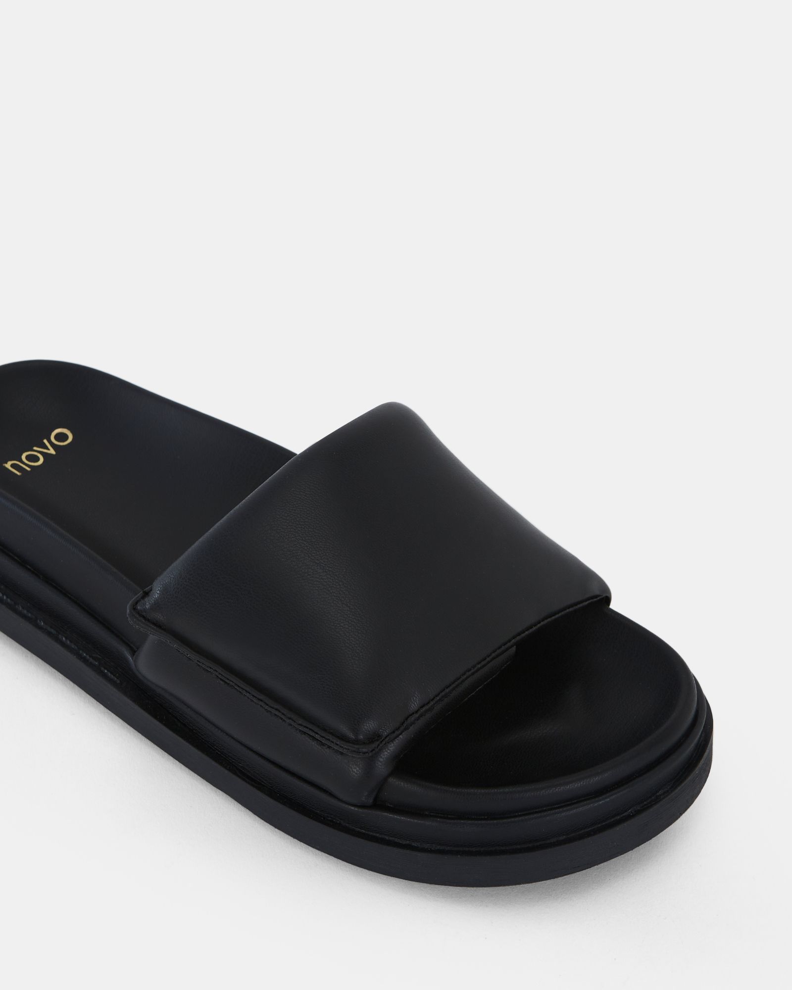 SABAH  BLACK Women's Thongs Novo Sandals main image 0