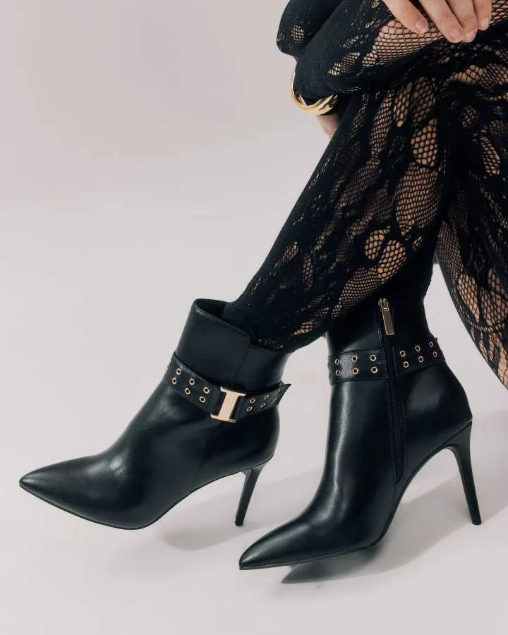 DOLLI  BLACK ANKLE BOOTS